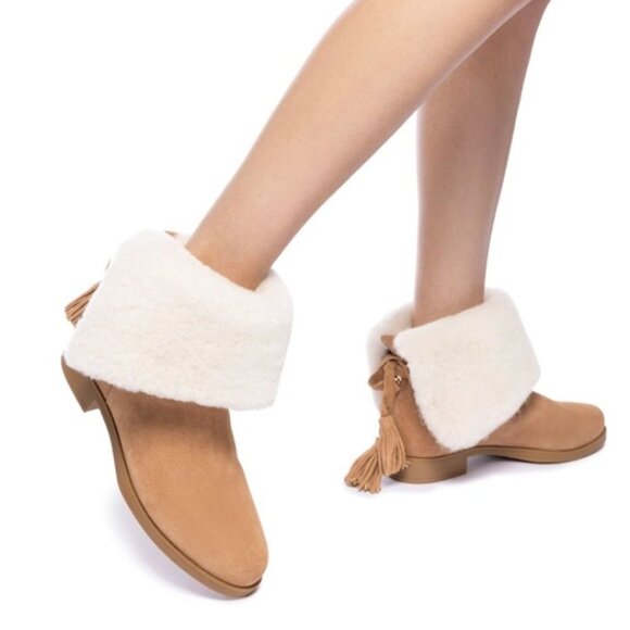 Larroude Suede Bootie "NEW" - Picture 15 of 16